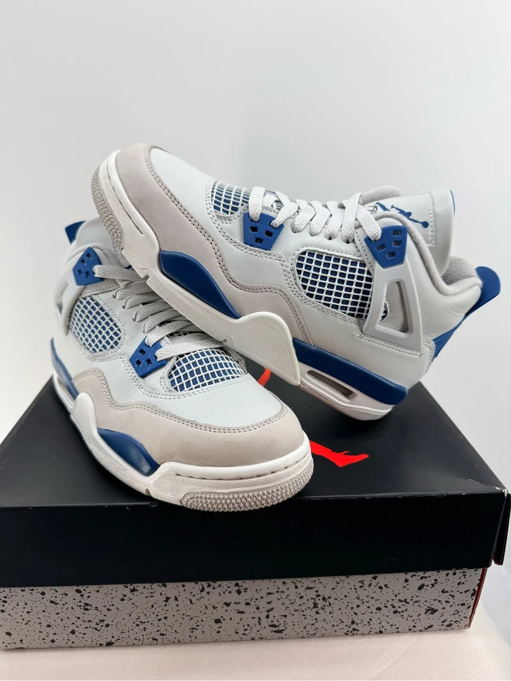 Jordan 4 Military Blue size 6.5Y